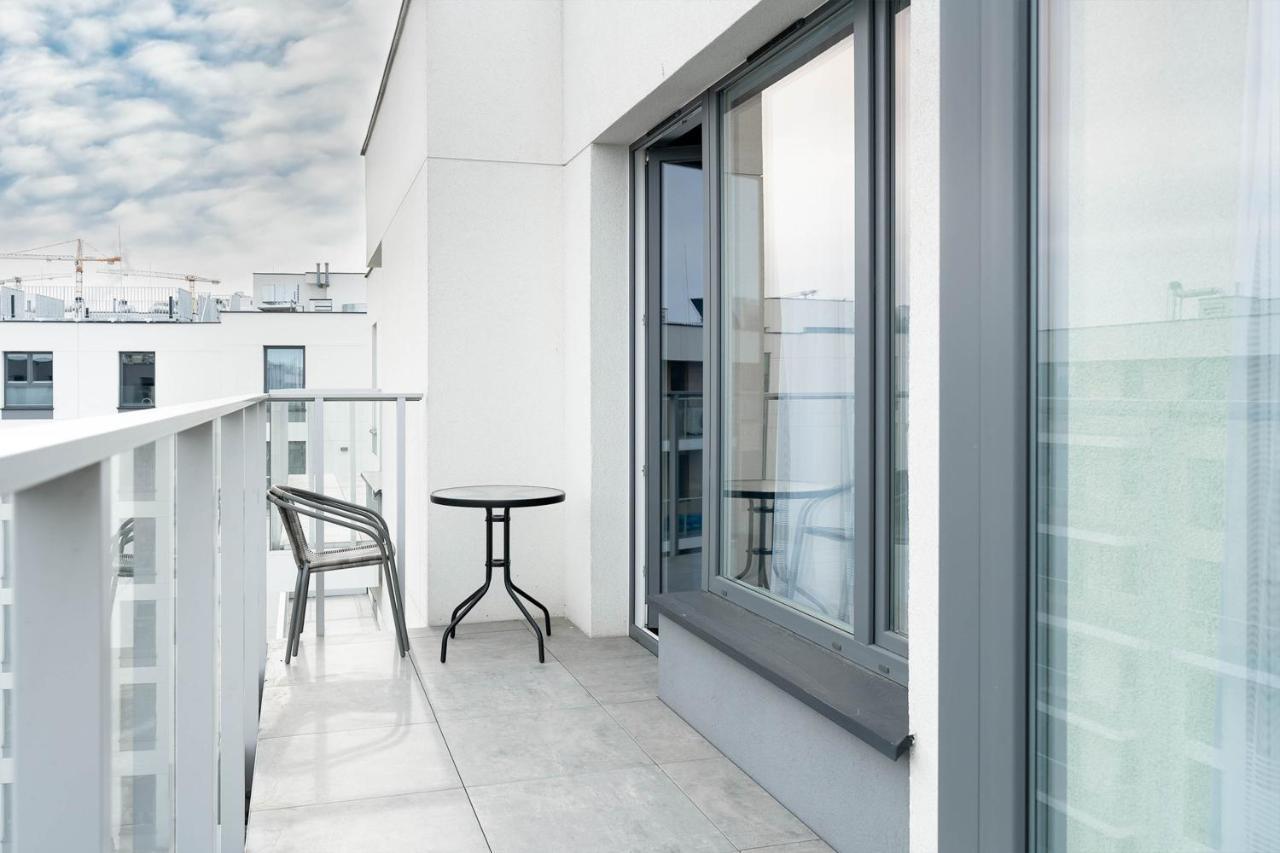 شقة Ina Rent - Przystan Letnica غدانسك المظهر الخارجي الصورة